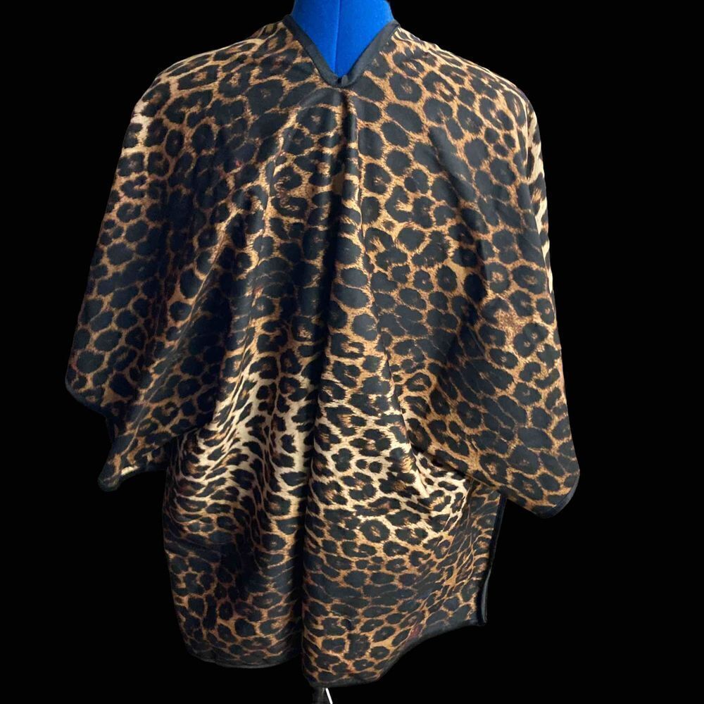ORIGINAL USA B2B WOMEN’s FASHON  Animal Print Poncho Cape  w/Tassels‎ - Picture 6 of 12